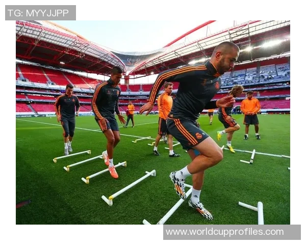 南京足球队耐力分析与训练策略探讨助力球队提升竞技水平